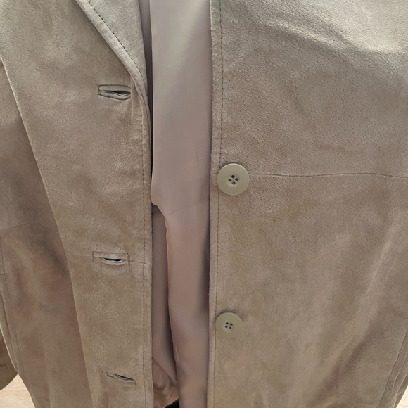 SOLD…On another Platform! Wilsons Genuine Leather Suede Tan Women Jacket Size L - Picture 11 of 11
